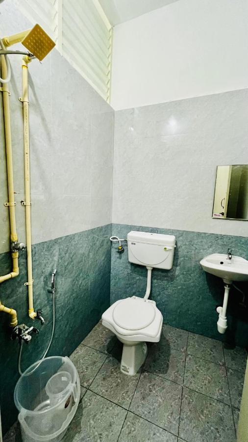 Hotel Star Nivas, Srirangam Tiruchirappalli Buitenkant foto